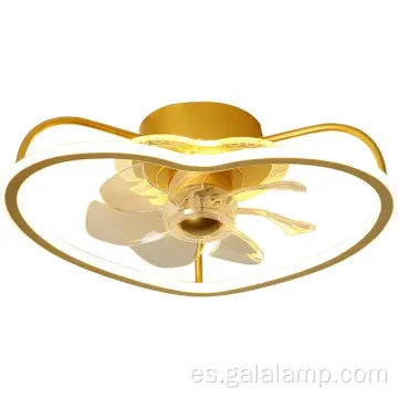 Lámpara de los espacios para niños con diseño de corazón caprichoso